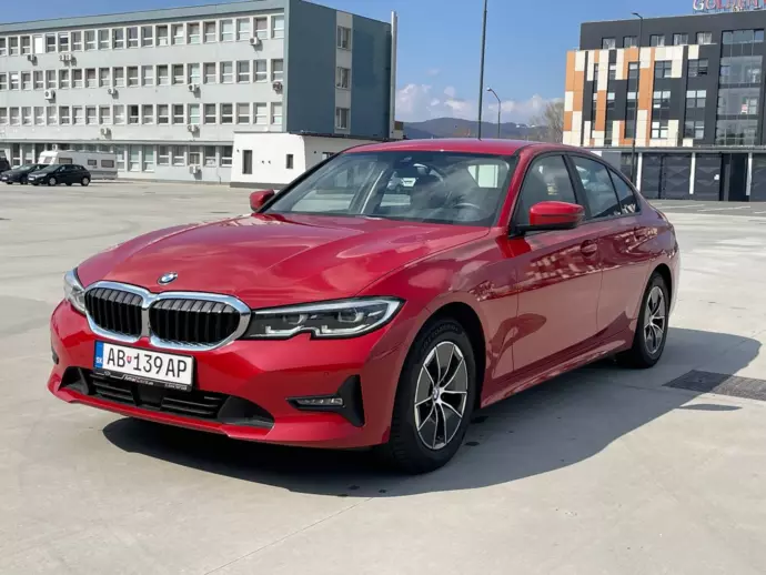rental BMW 320i 320i AT photo 2